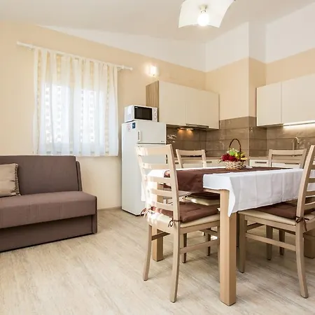Polonijo Apartament Baška