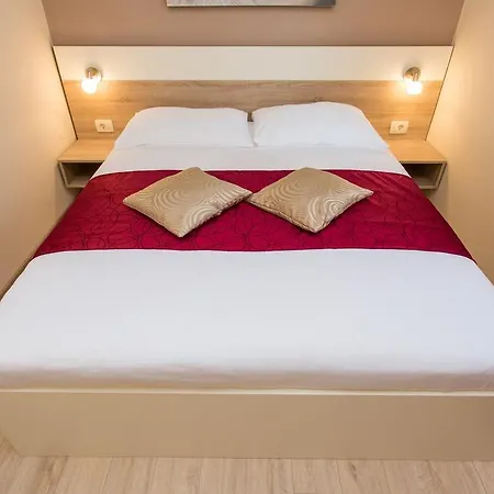 Apartament Polonijo *