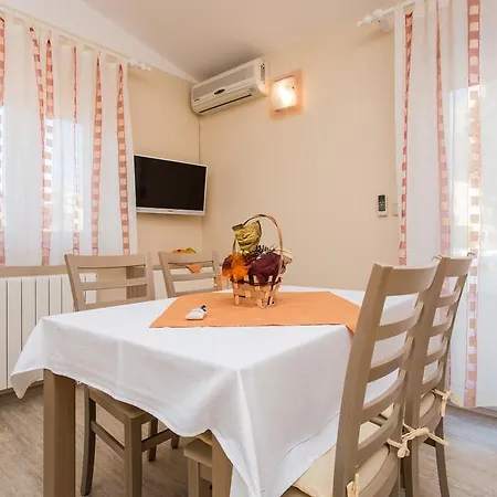 Polonijo Apartament *