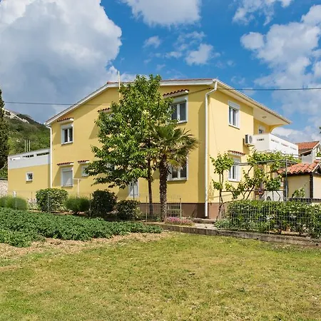 Apartament Polonijo *